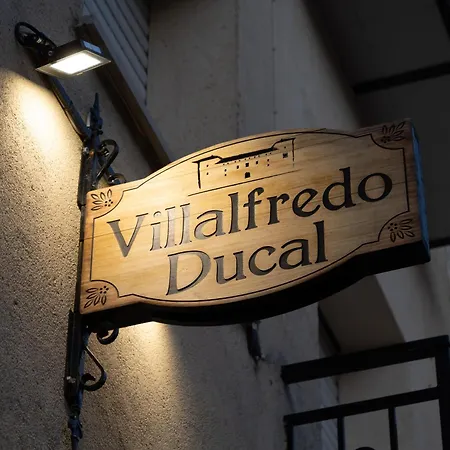 Villalfredo Ducal Pastrana Exterior photo
